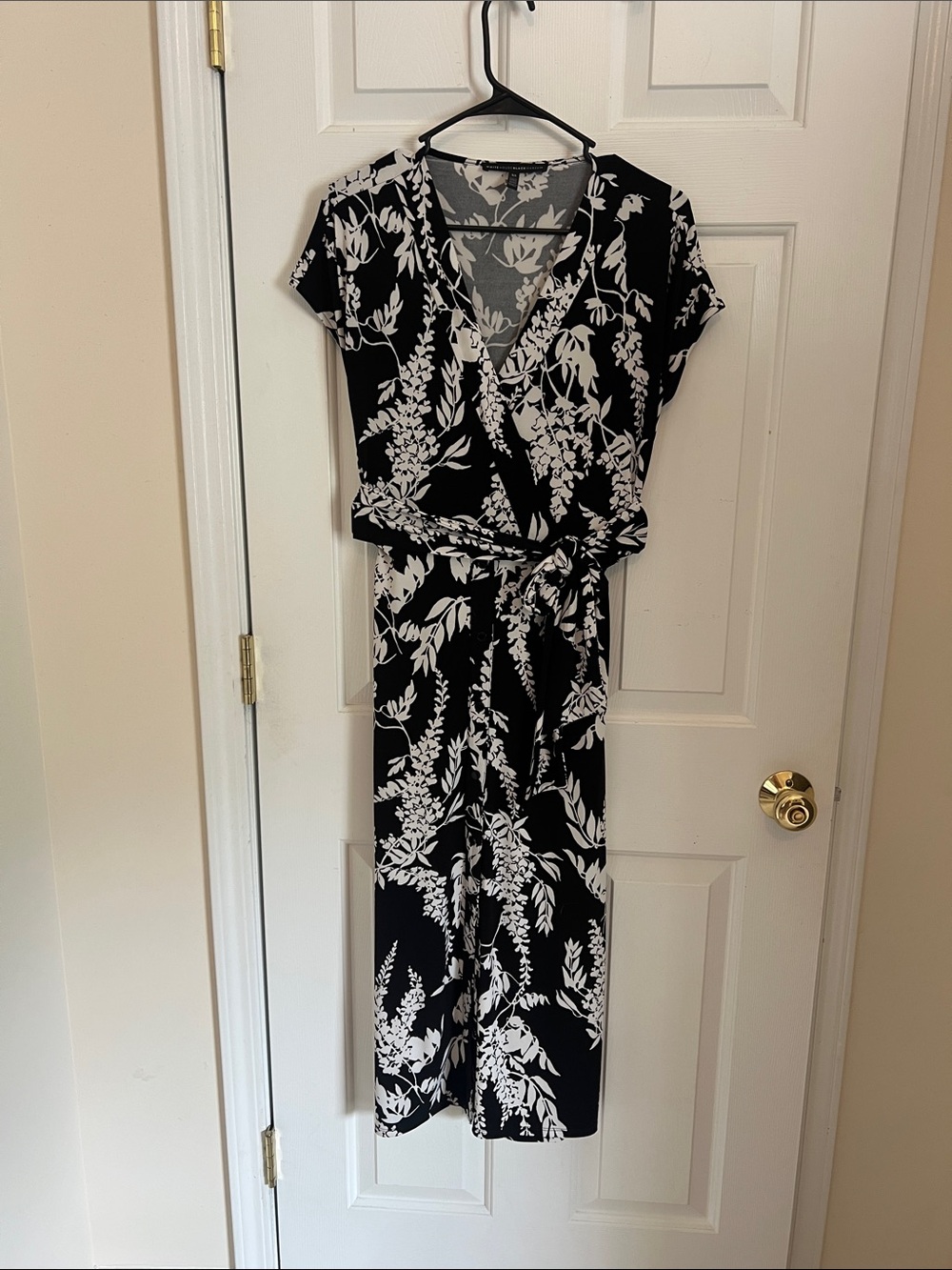 White House Black Market Black & White Floral Wrap-Style Jumpsuit